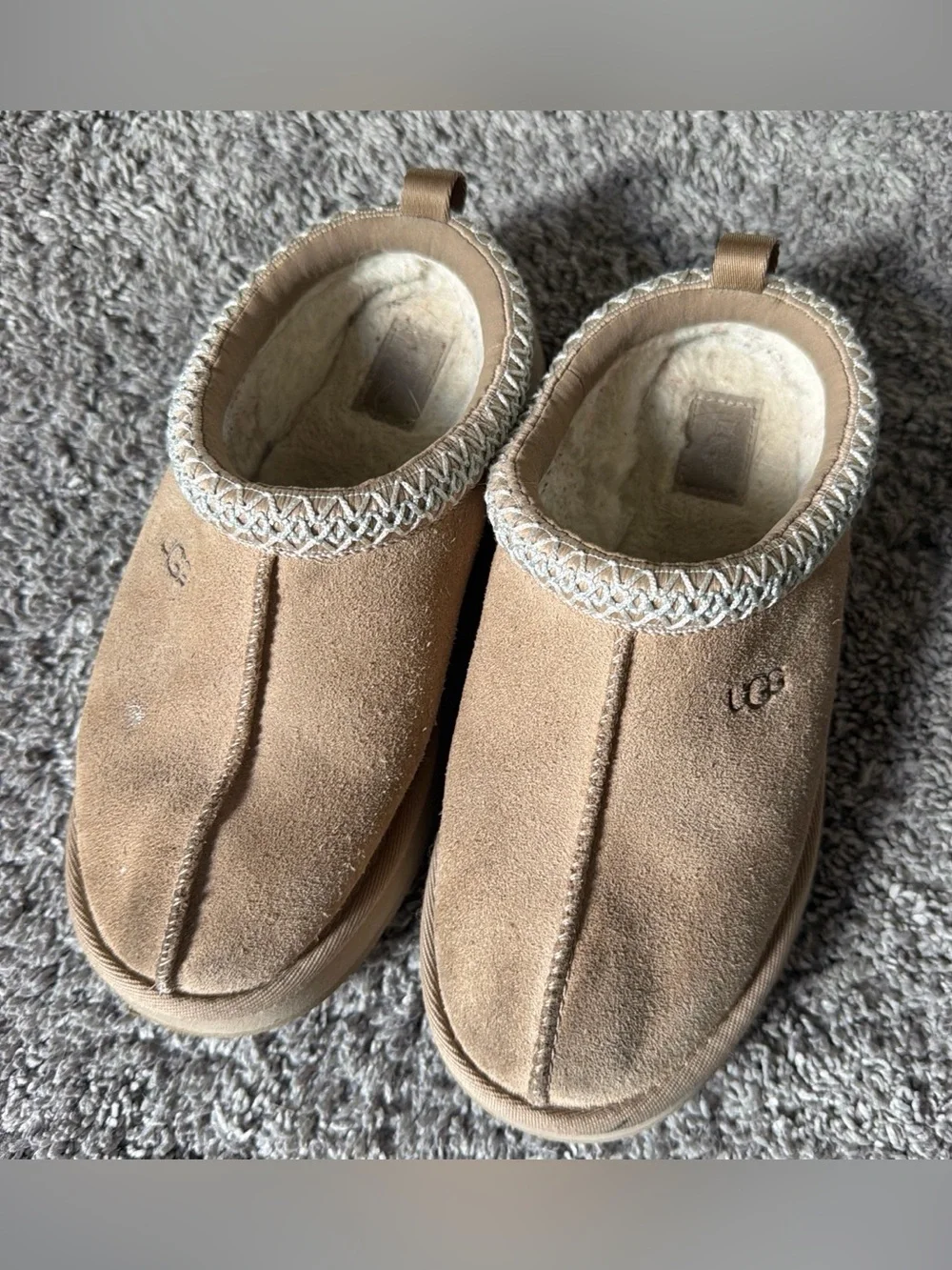UGG Kids Slip-On Suede Slippers in Tan with Cream Trim